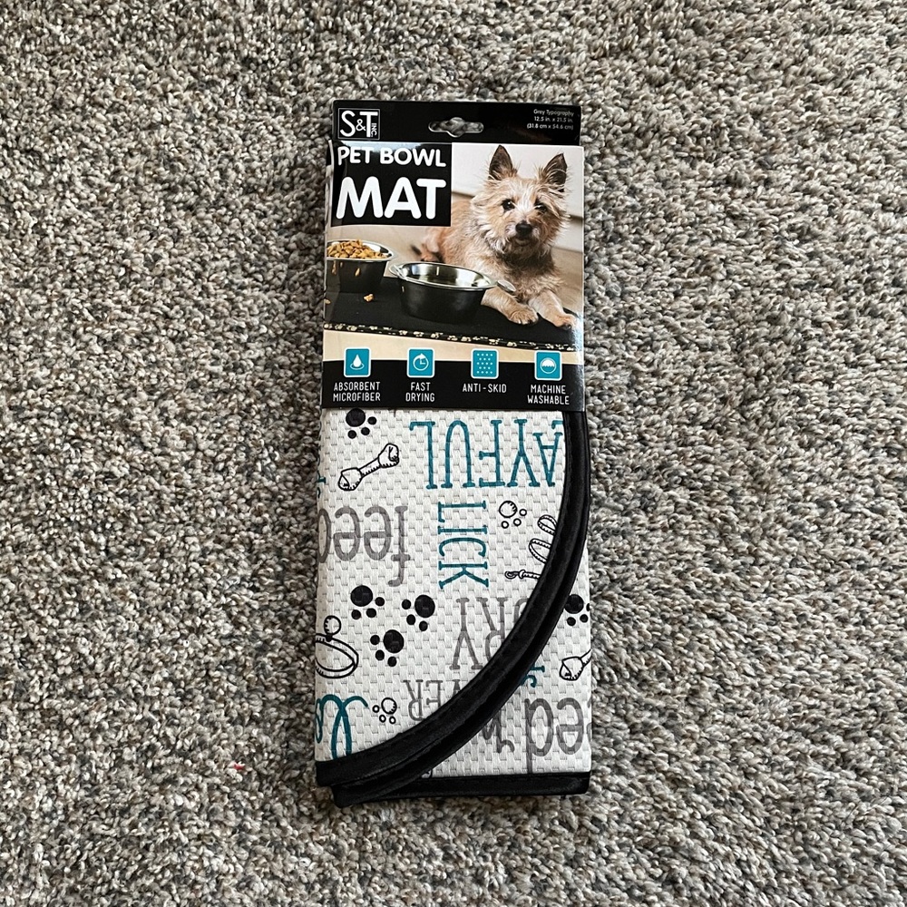 Pet Bowl Mat